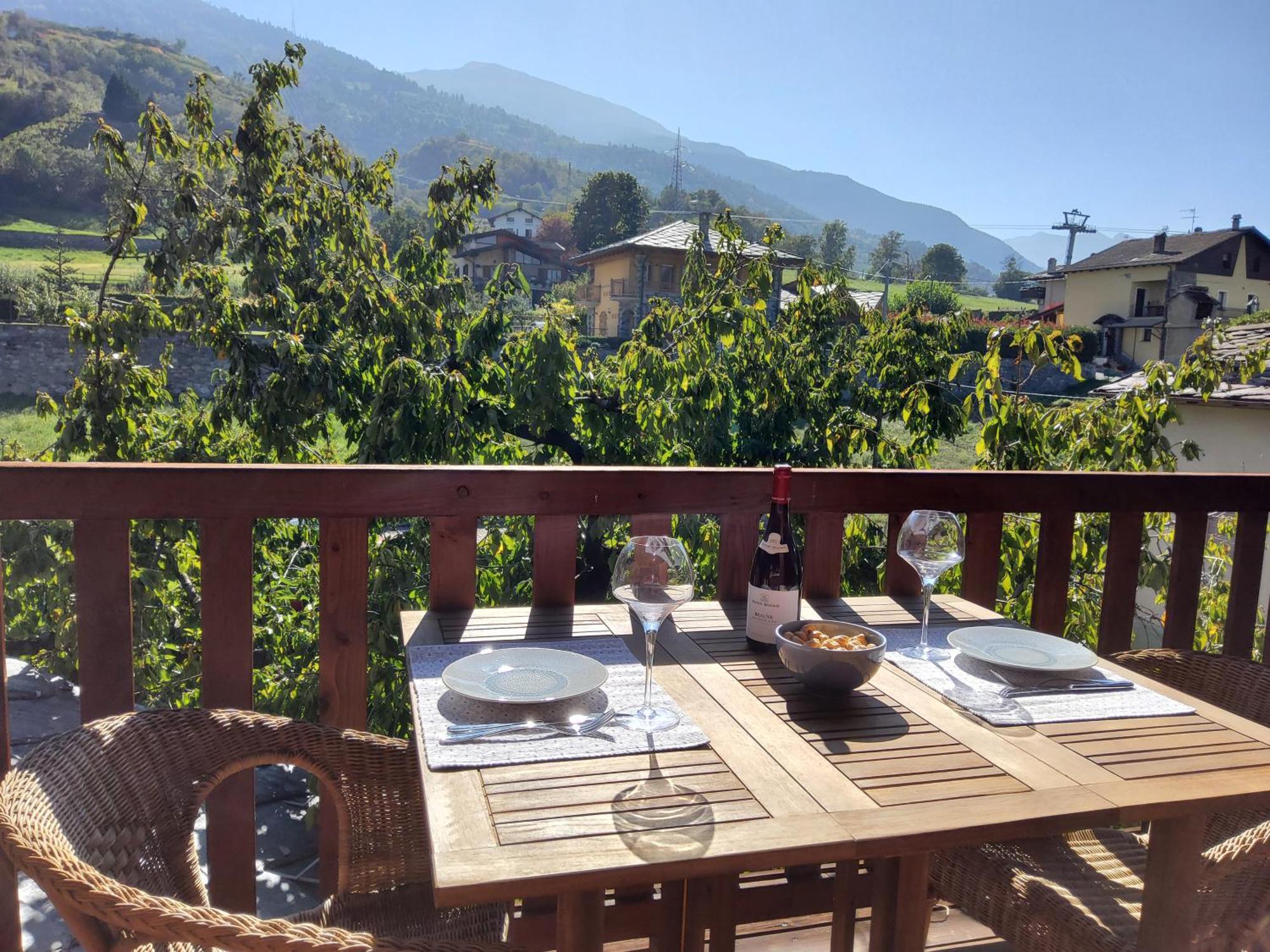 Aparthotel La Vigne De Papagran Charvensod Exterior foto