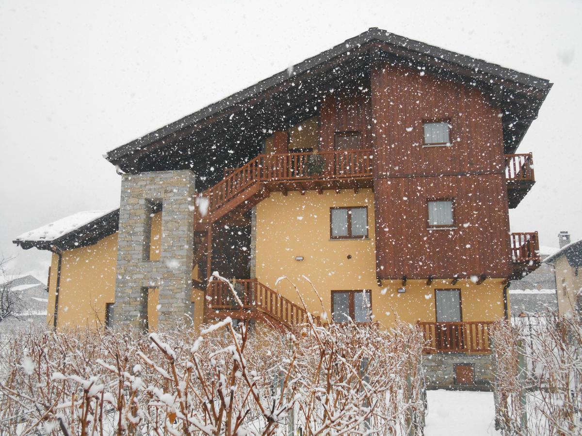 Aparthotel La Vigne De Papagran Charvensod Exterior foto