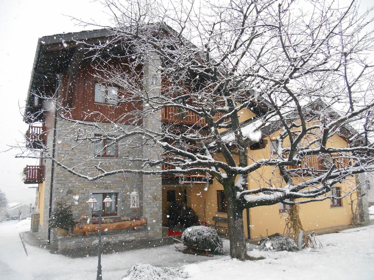 Aparthotel La Vigne De Papagran Charvensod Exterior foto